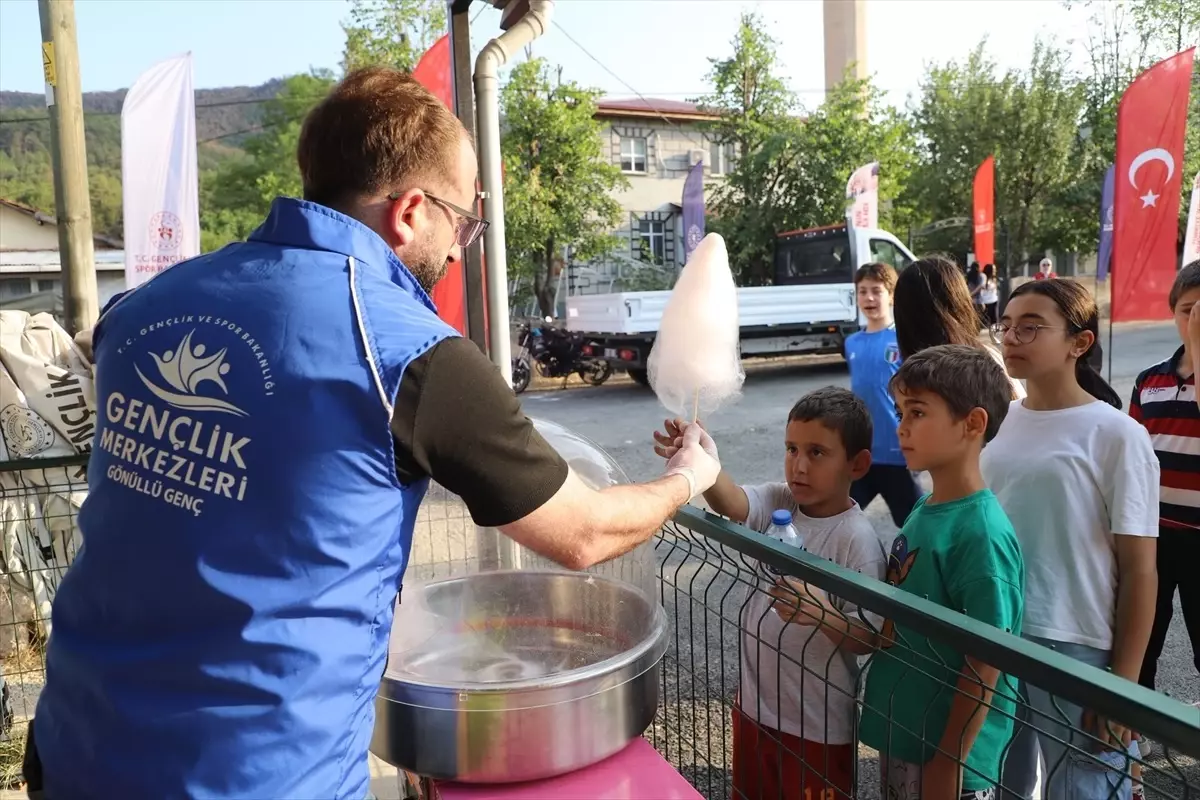 Ovacık'ta 'Merkezim Her Yerde Projesi' Kapsamında Etkinlik Düzenlendi