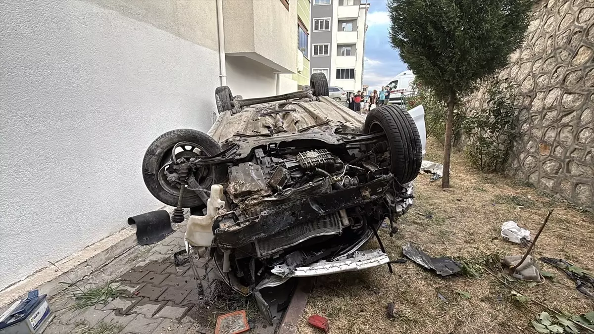 Karabük'te Trafik Kazası: 3 Yaralı