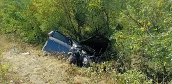 Safranbolu'da Otomobil Şarampole Devrildi: 1 Yaralı