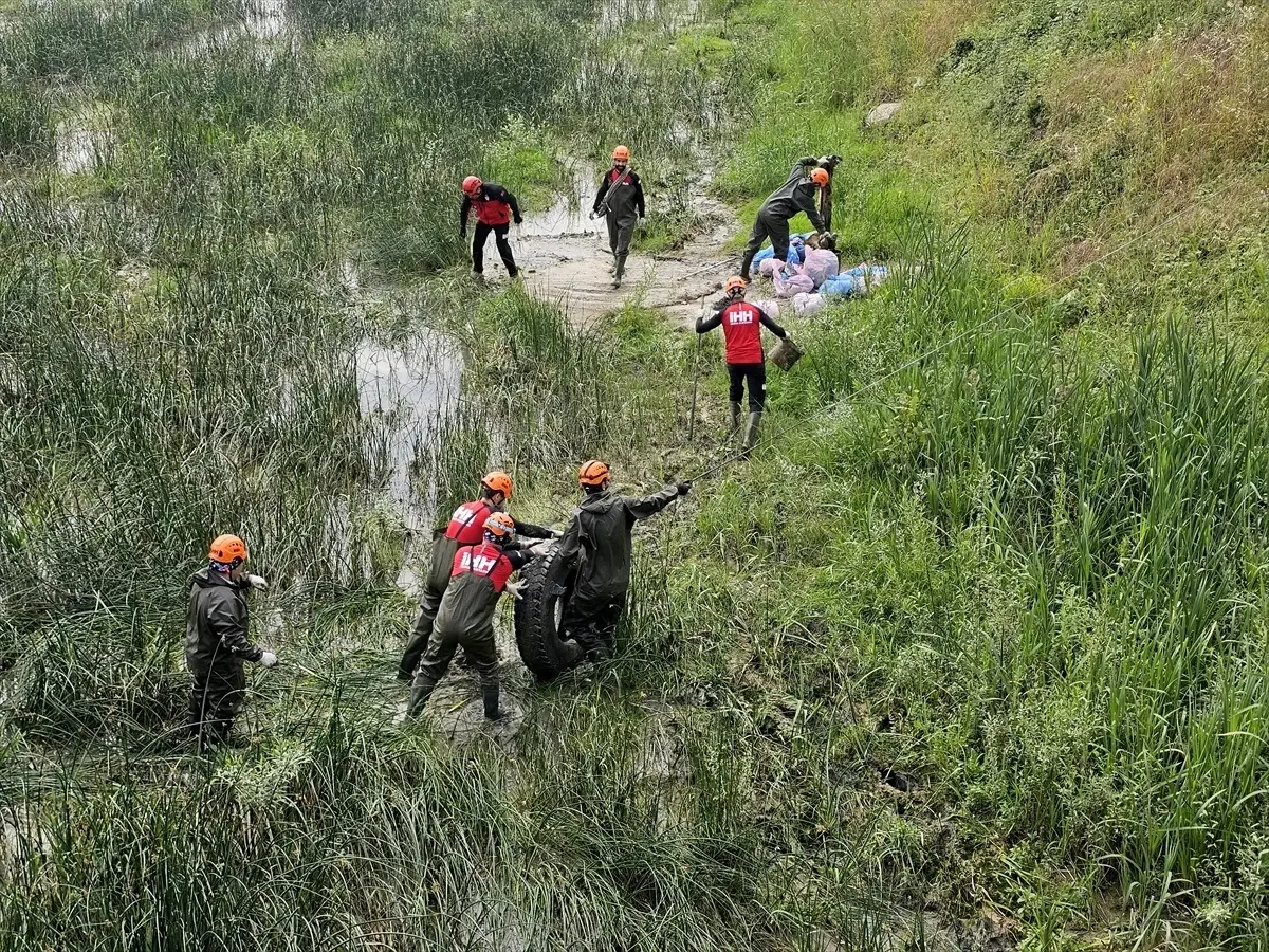 Karabük'te Araç Çayı Temizliği ve Hafız Öğrencilerin İcazet Töreni