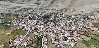 KMÜ Öğrencileri Köy Okullarında Bilimi Eğlenceli Hale Getiriyor