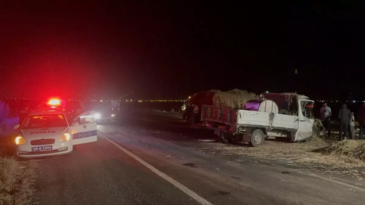 Kars'ta Trafik Kazasında 1 Kişi Hayatını Kaybetti, 3 Yaralı