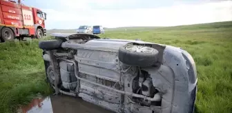 Kars'ta Şarampole Devrilen Araçta 5 Yaralı