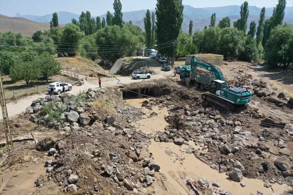 Kars'ta Şiddetli Sağanak: Köylerde Hasar ve Kurtarma Çalışmaları Başlatıldı