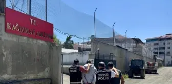 Kars'ta Uyuşturucu Operasyonu: İki Zanlı Tutuklandı