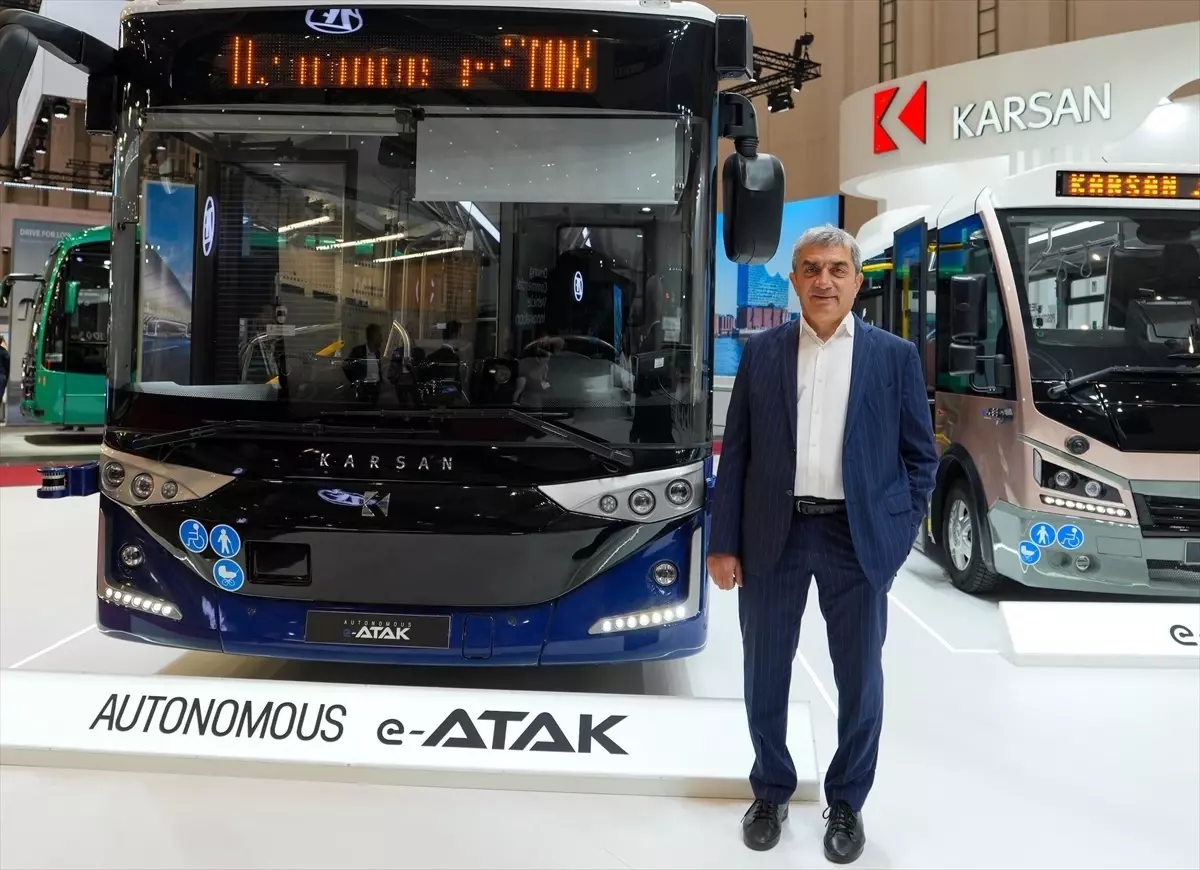 Karsan, Paris'te Otonom e-ATAK ile Yolcu Taşımaya Başlıyor