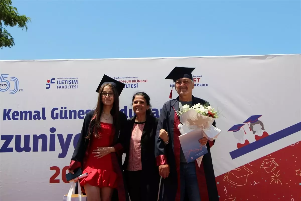 Kas Hastası Selin, Zorluklara Rağmen İletişim Fakültesini Dereceyle Bitirdi