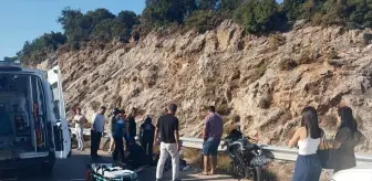 Antalya'da Motosiklet Kazası: 2 Yaralı