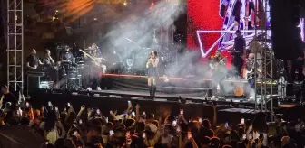 26. Uluslararası Likya Kaş Kültür ve Sanat Festivali'nde Zeynep Bastık Coşkusu