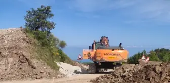 Kastamonu'da Heyelan Nedeniyle Kara Yolu Ulaşıma Kapandı