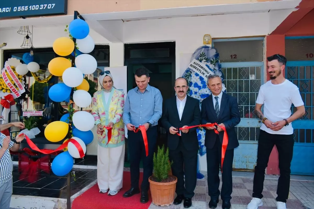 Eski Hükümlü Fehmi Yalvarcı, Kuaför Dükkanı Açtı