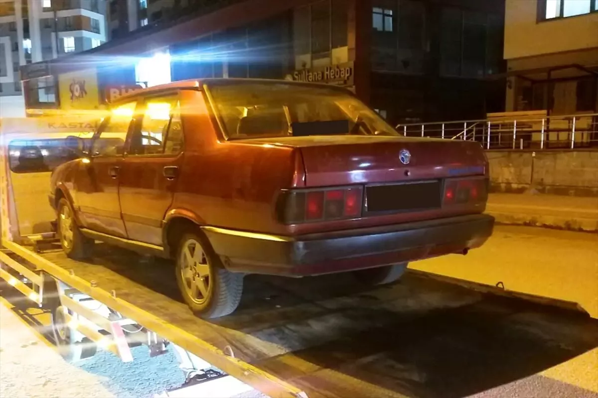 Kastamonu'da Drift Yapan Ehliyetsiz Sürücüye 68 Bin Lira Cezası