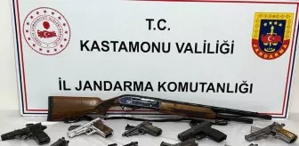 Kastamonu'da 10 Ruhsatsız Silahla Yakalanan Şüpheli Gözaltına Alındı