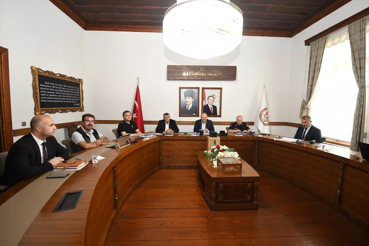 Kastamonu'da Güvenlik ve Asayiş Koordinasyon Toplantısı Yapıldı