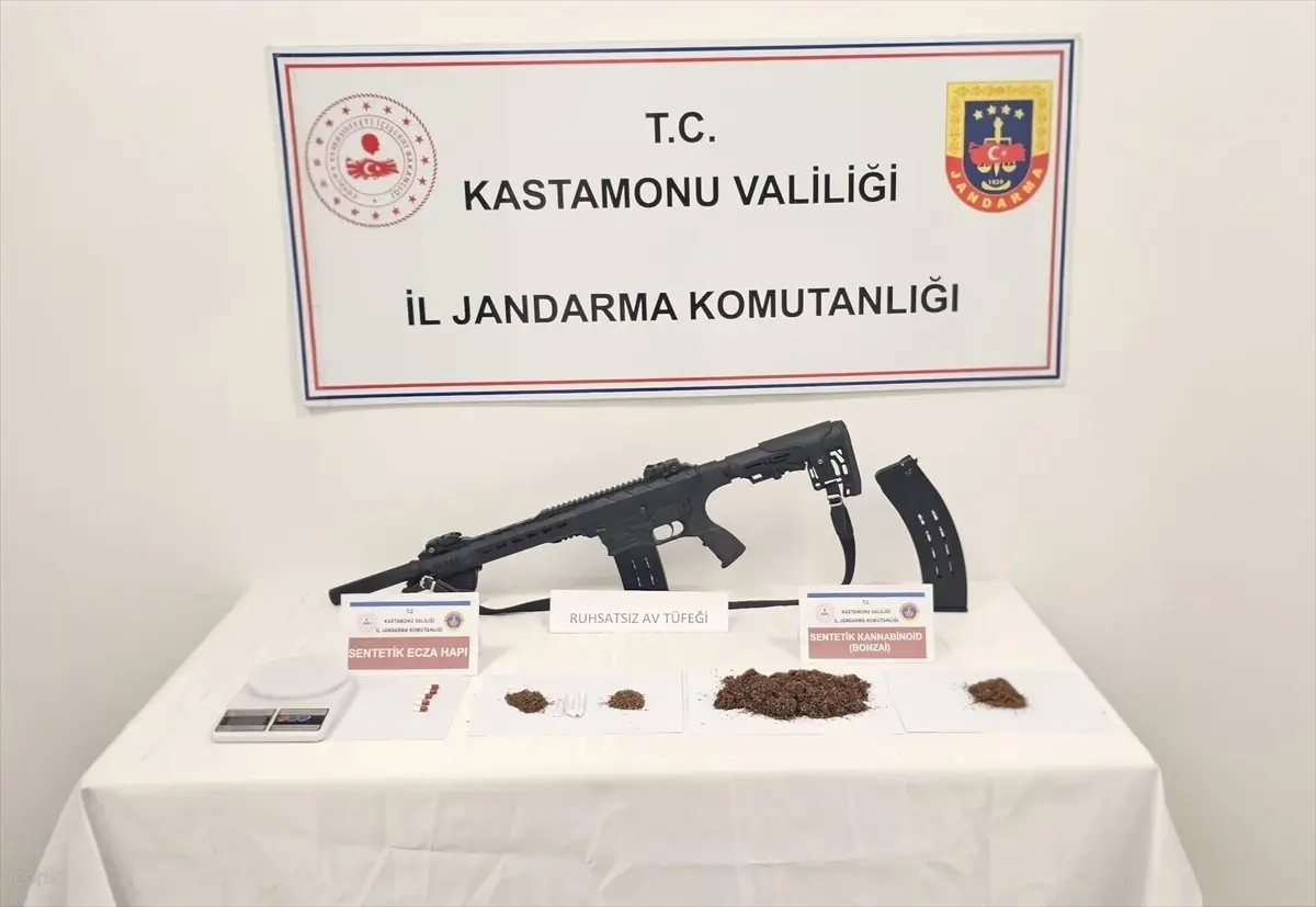 Kastamonu'da Uyuşturucu Operasyonu: 5 Tutuklama