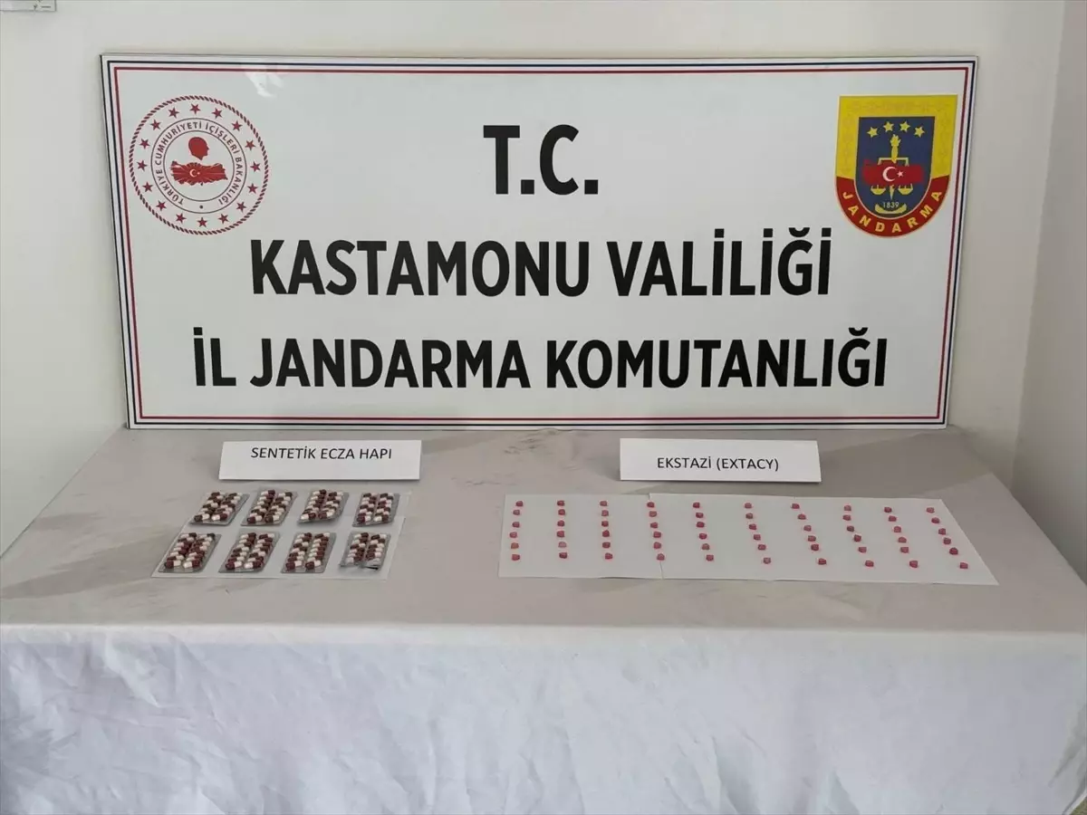 Bozkurt'ta Uyuşturucu Operasyonu: 2 Gözaltı