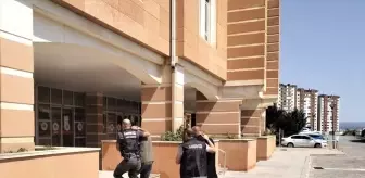 Kastamonu'da Uyuşturucu Operasyonu: 2 Şüpheli Tutuklandı