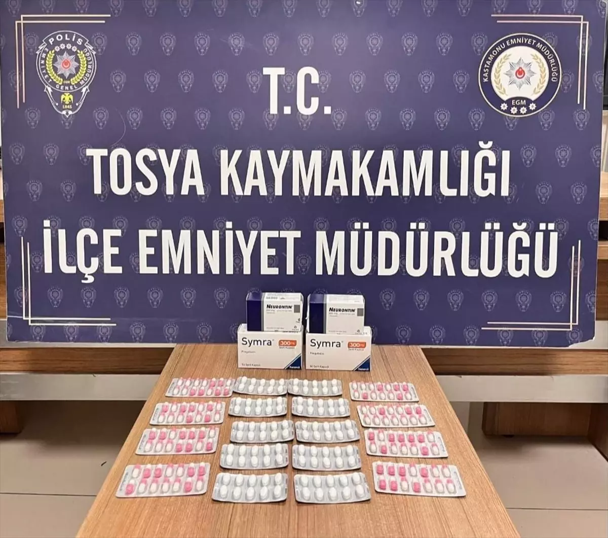 Tosya'da Uyuşturucu Operasyonu: 2 Şüpheli Tutuklandı