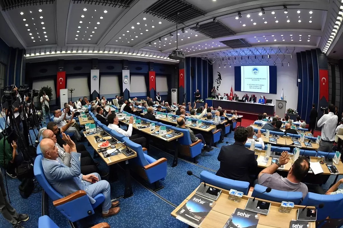 Kayseri Büyükşehir Belediyesi Ağustos Ayı Meclis Toplantısı Gerçekleştirildi