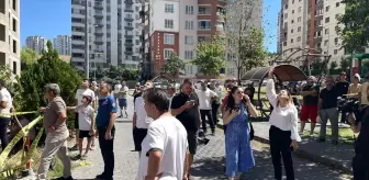 Kayseri'de 14 Katlı Apartmanda Yangın: Kurtarma Çalışmaları Sürüyor