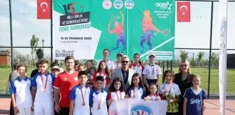 Kayseri'de 15 Temmuz şehitleri anısına tenis turnuvası düzenlendi