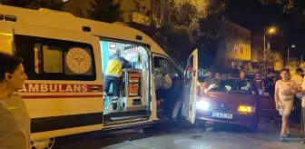 Kayseri'de Hasta Taşıyan Ambulans ile Otomobil Çarpıştı: 2 Yaralı