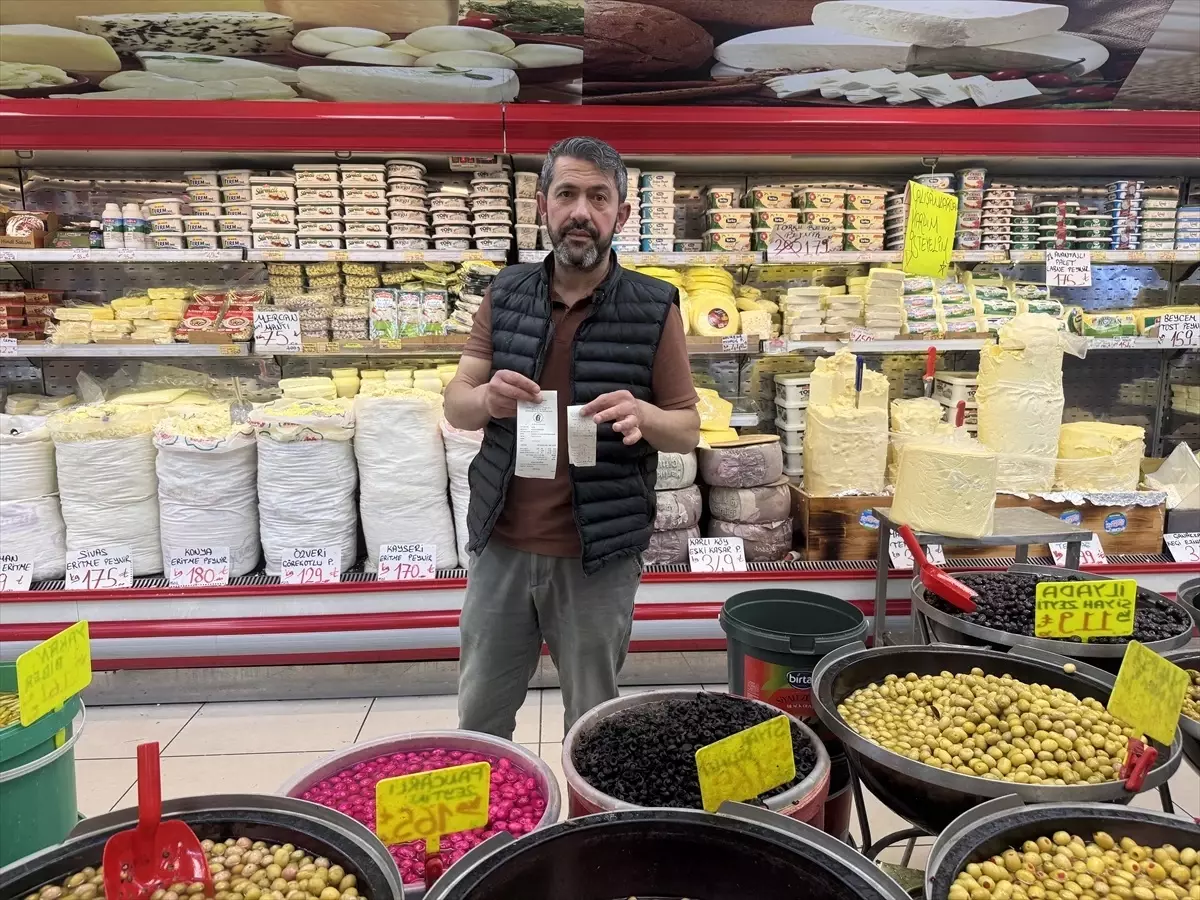 Kayseri'de Kart Hatası: 1215 Lira Yerine 121 Bin Lira Çekildi