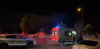 Kayseri'de Otomobil Kanala Düştü, Sürücü Yaralandı