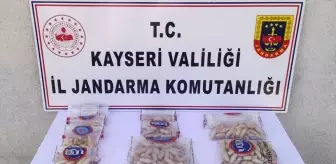 Kayseri'de 2,5 Kilo Uyuşturucu ile 3 Şüpheli Tutuklandı