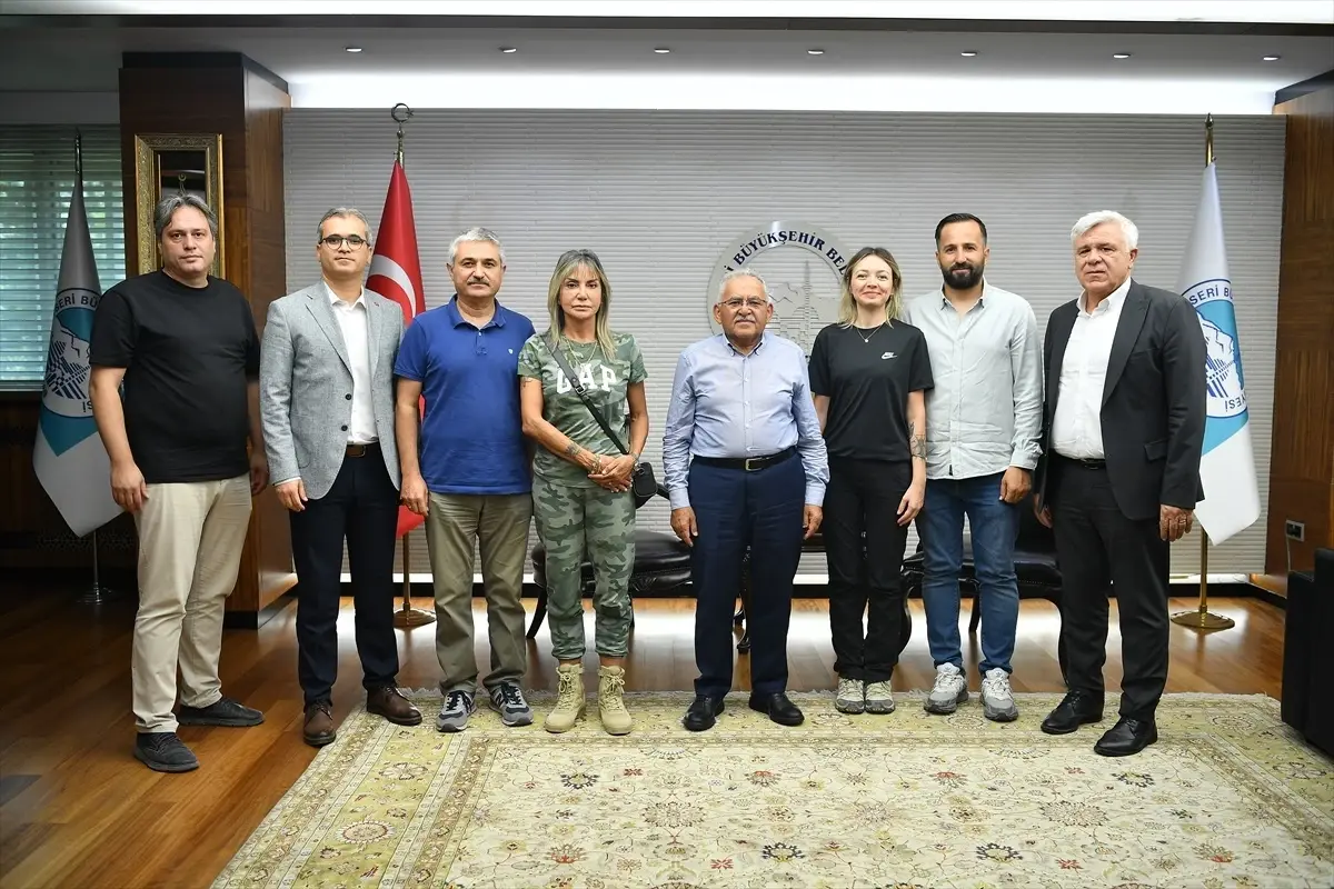 Kayseri'de 7,5 Milyon Yıl Önceye Ait Fosiller Sunumu Gerçekleştirildi