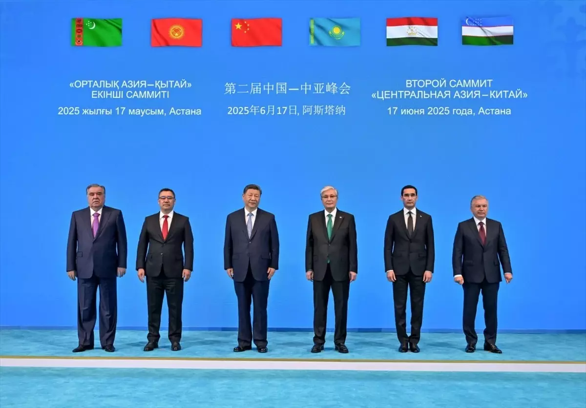 Orta Asya ve Çin Liderleri Astana'da Bir Araya Geldi