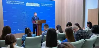 Kazakistan, İran'dan 74 Vatandaşını Tahliye Etti