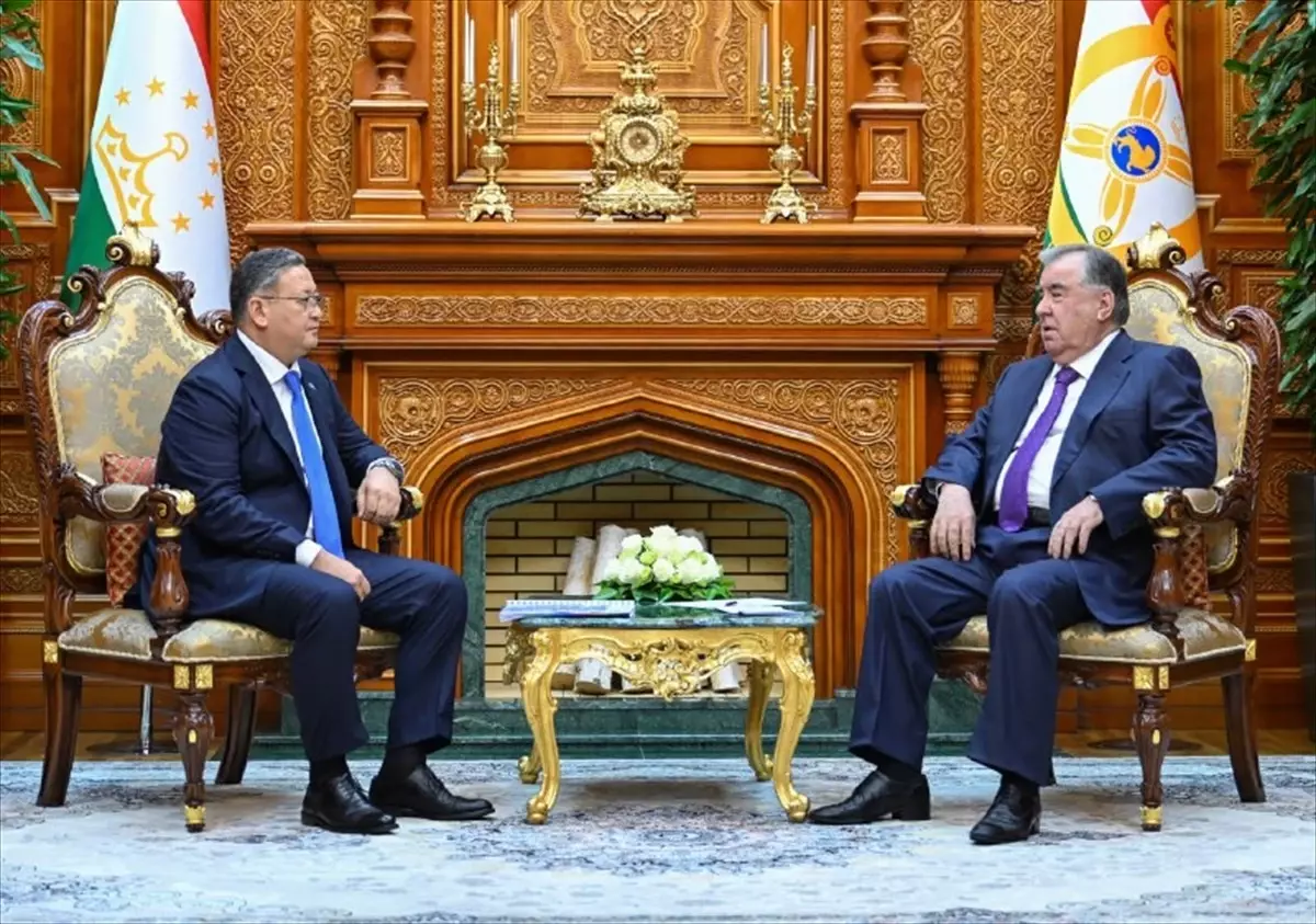 Kazakistan ve Tacikistan Orta Asya İşbirliğini Güçlendiriyor