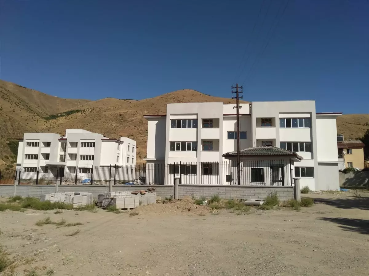 Elazığ'da Emniyet Personeli için Yeni Lojmanlar Yapılıyor