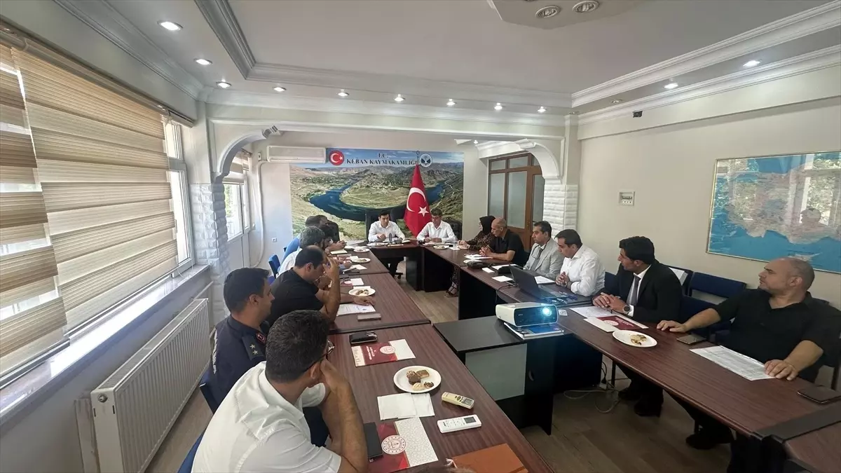 Keban'da Hayat Boyu Öğrenme Komisyonu Toplantısı Gerçekleştirildi
