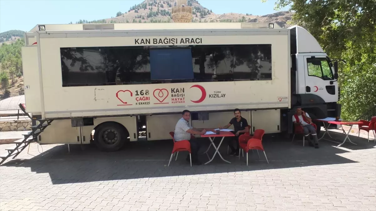 Elazığ'da Kan Bağışı Kampanyası Düzenlendi