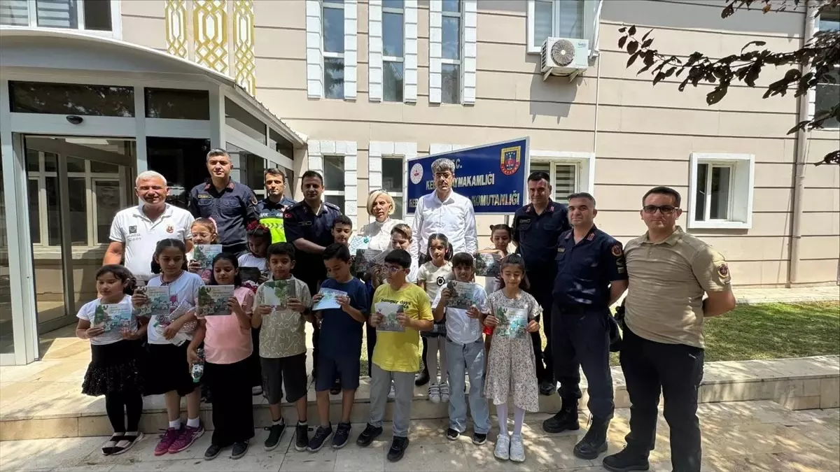 Öğrencilerden Jandarmaya Ziyaret
