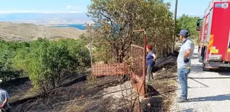 Elazığ'da Otluk Alanda Çıkan Yangın Kontrol Altına Alındı