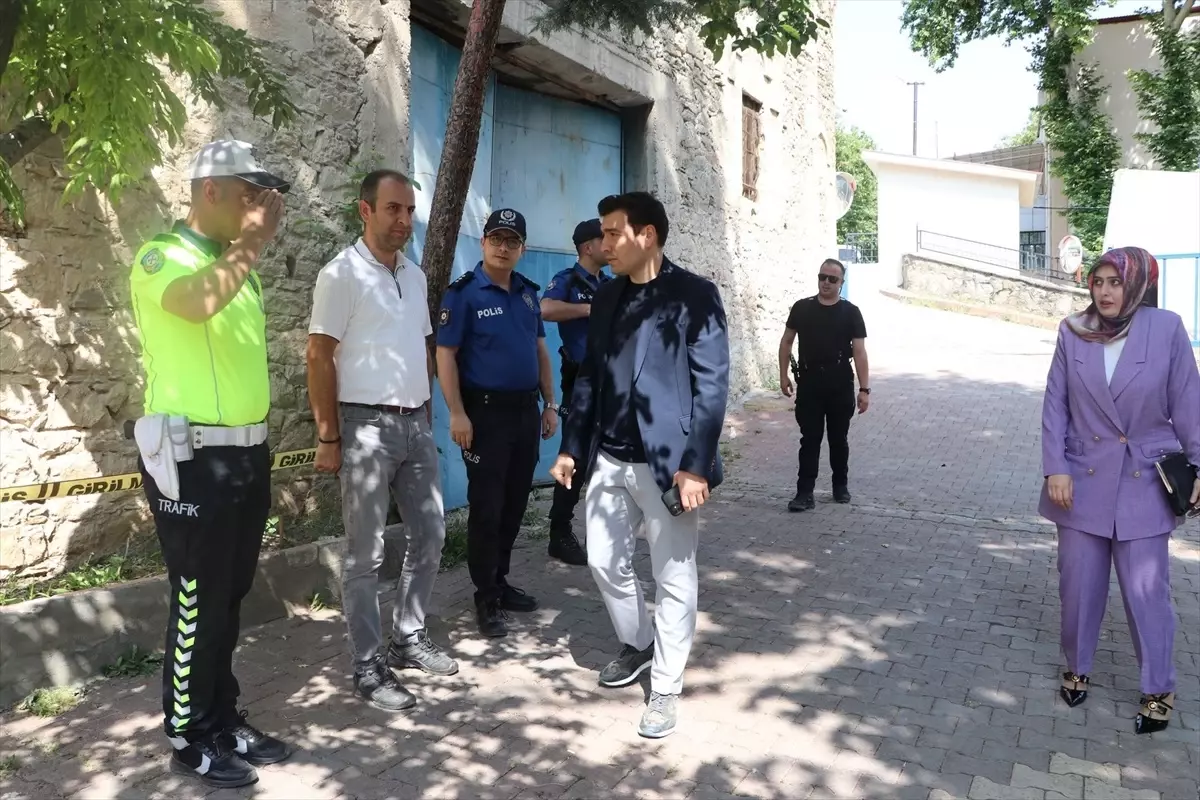 Keban Kaymakamı Atalık'tan Polis, Asker ve Sağlık Personeline Bayram Ziyareti
