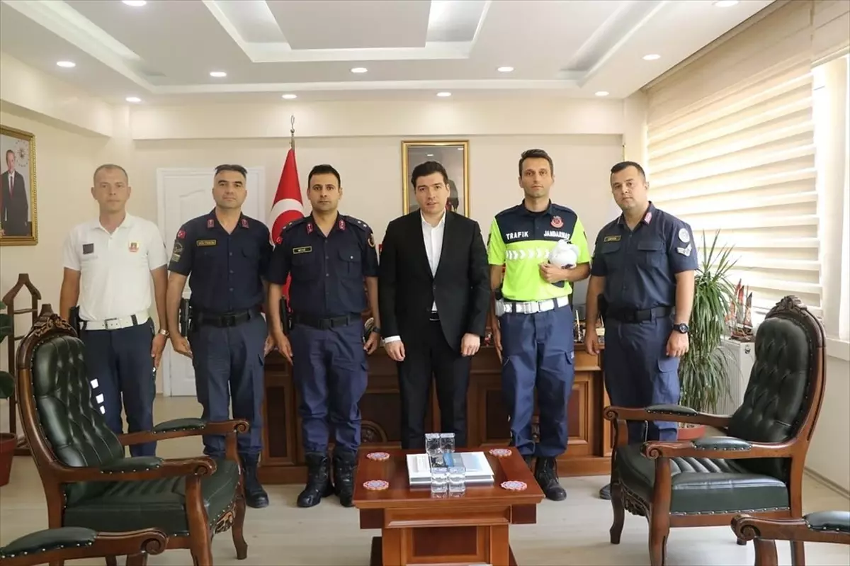 Keban Kaymakamı Jandarma'nın Kuruluş Yıl Dönümünü Kutladı