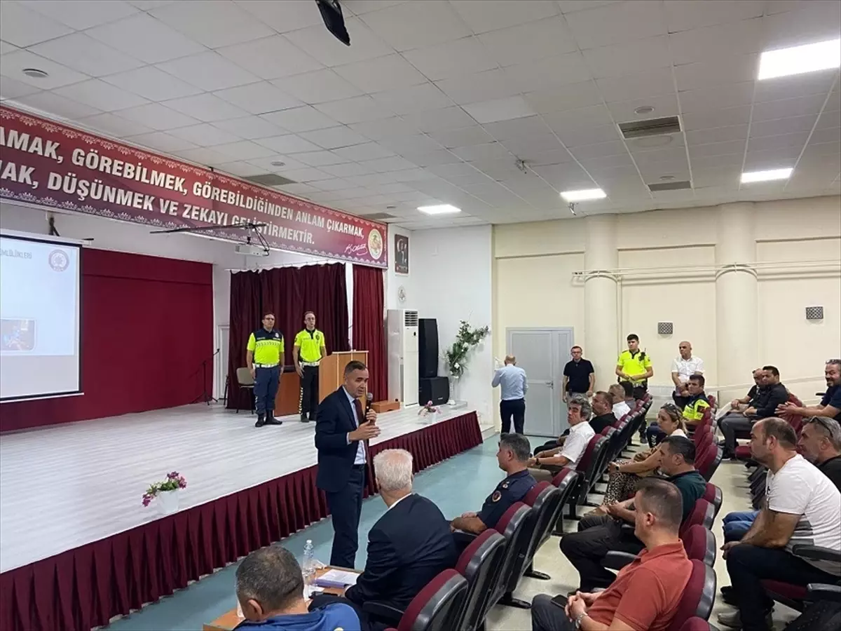 İzmir Kemalpaşa'da Öğrenci Taşımacılığı İçin Güvenlik Toplantısı