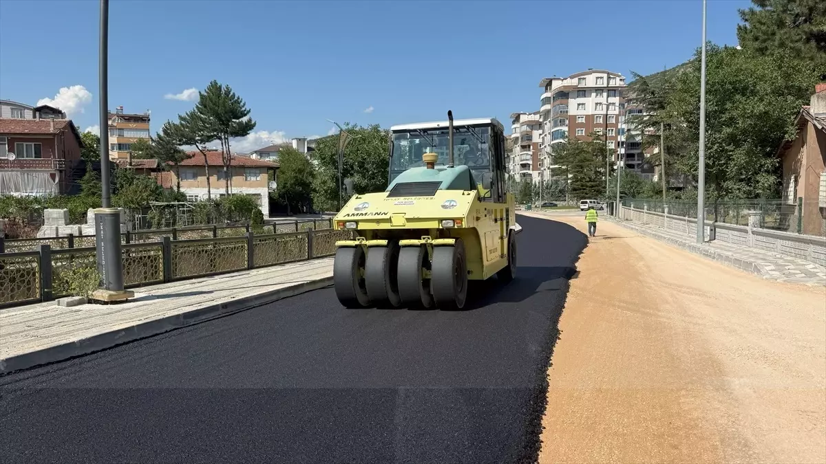 Tokat Kemer Mahallesi'nde Yol ve Kaldırım Çalışmaları Tamamlandı