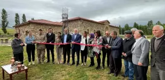 Bayburt'ta 'Topraktan Kopuşun Hikayesi' Sergisi Açıldı