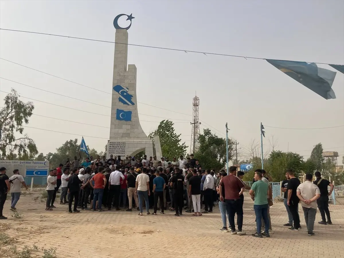 Kerkük'teki Türkmenler, Altunköprü nahiyesinde 'yerel yönetimden dışlanmalarını' protesto ediyor