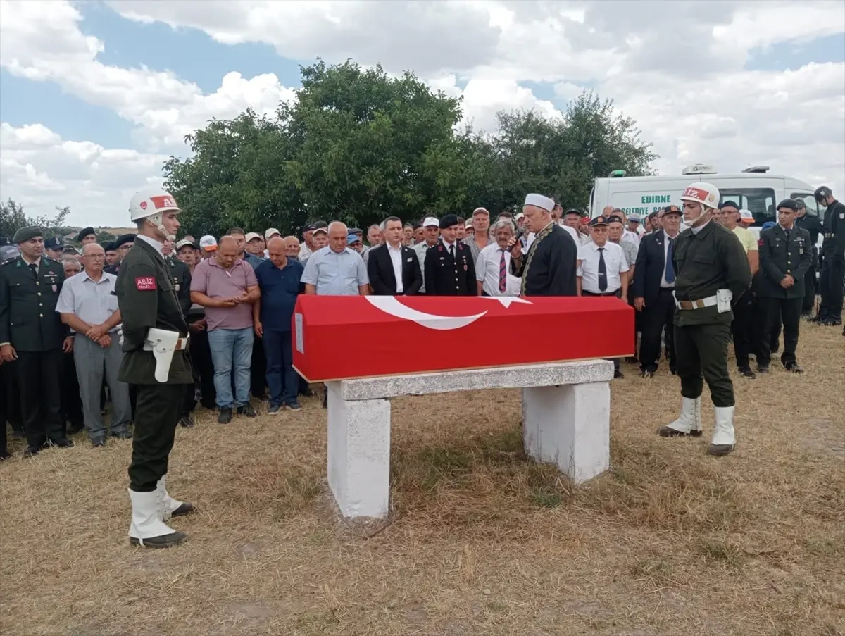 Kıbrıs Gazisi Ahmet Ada Son Yolculuğuna Uğurlandı