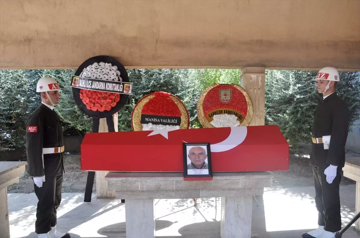 Kıbrıs Gazisi Aziz Kara Son Yolculuğuna Uğurlandı