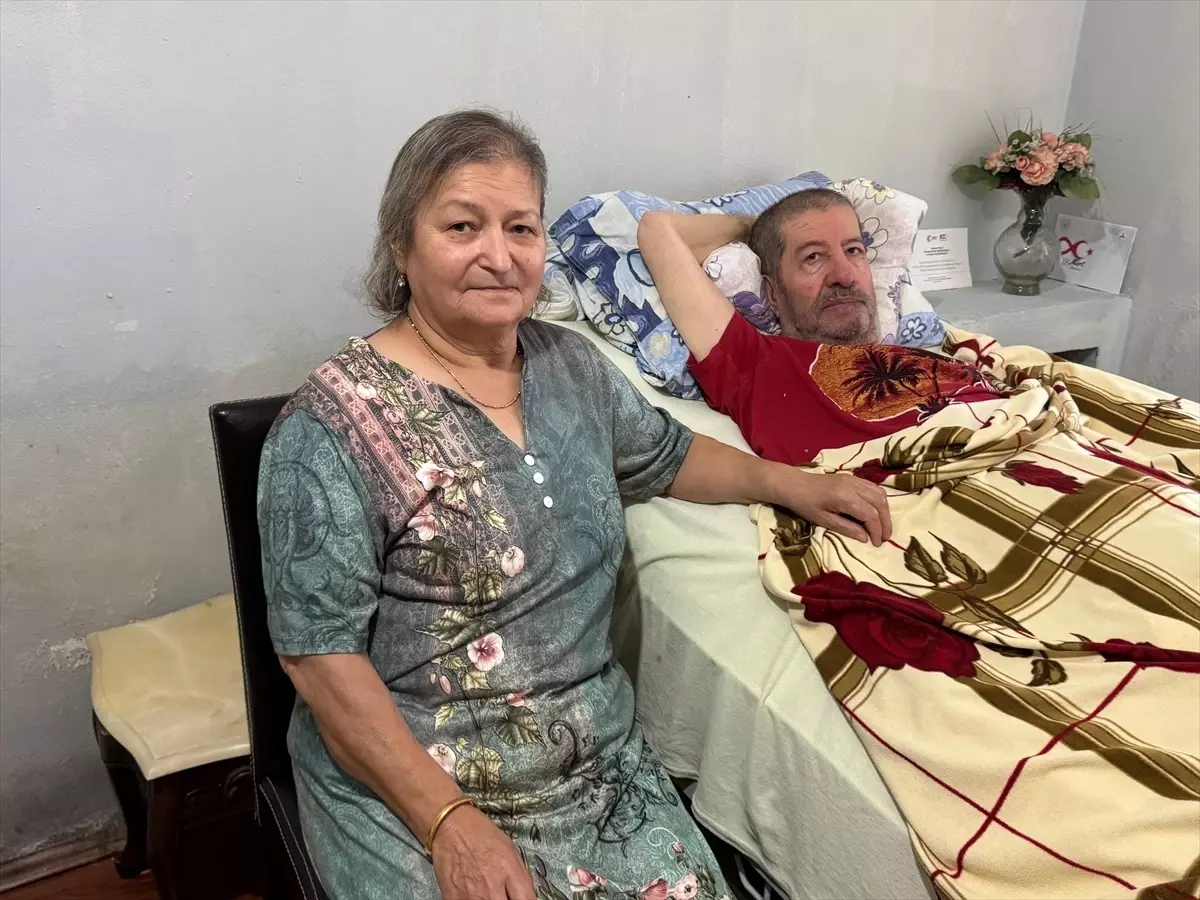 Eşine 12 Yıldır Özveriyle Bakan Kadın: 'Evlenirken Verilen Söz Unutulmamalı'