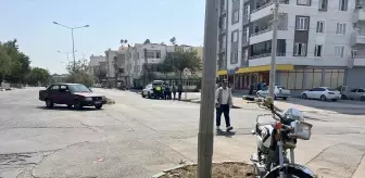 Kilis'te Motosiklet ve Otomobil Çarpıştı: 2 Yaralı