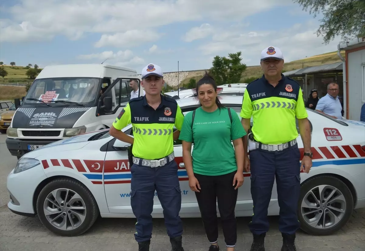 Samsun'da Jandarmanın Yardımıyla Sınava Yetişen Öğrenci Mutluluğunu Paylaştı