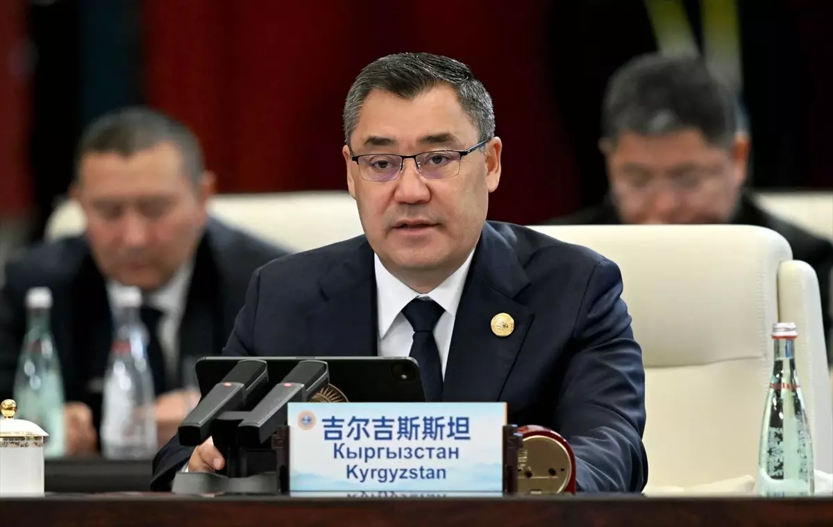 Kırgızistan Cumhurbaşkanı Caparov'dan ŞİÖ Açıklamaları